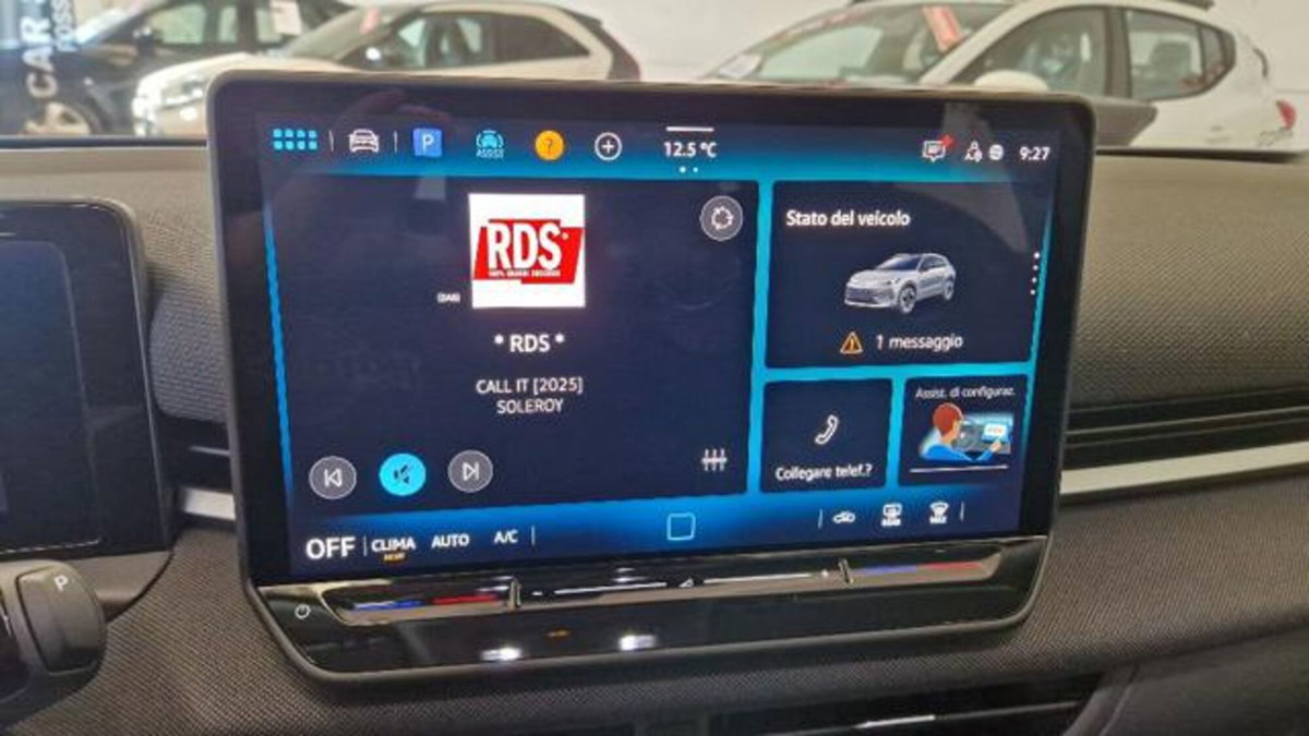Volkswagen T-Roc 1.5 etsi Life 115cv dsg (16)