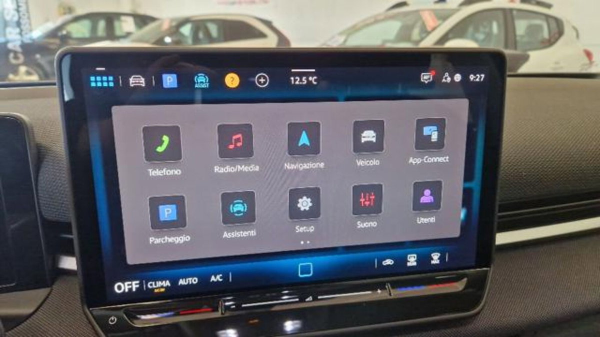 Volkswagen T-Roc 1.5 etsi Life 115cv dsg (18)