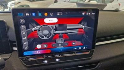 Volkswagen T-Roc 1.5 etsi Life 115cv dsg (20)