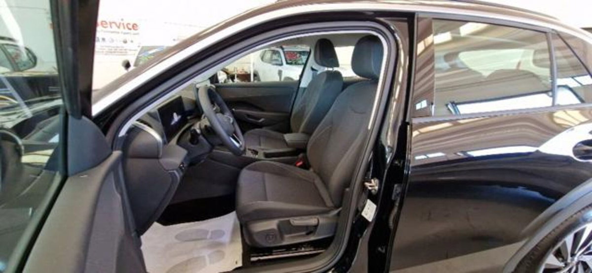 Volkswagen T-Roc 1.5 etsi Life 115cv dsg (8)