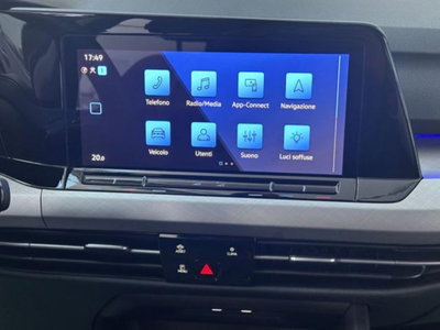 Volkswagen Golf Variant 1.0 eTSI EVO DSG Life (11)