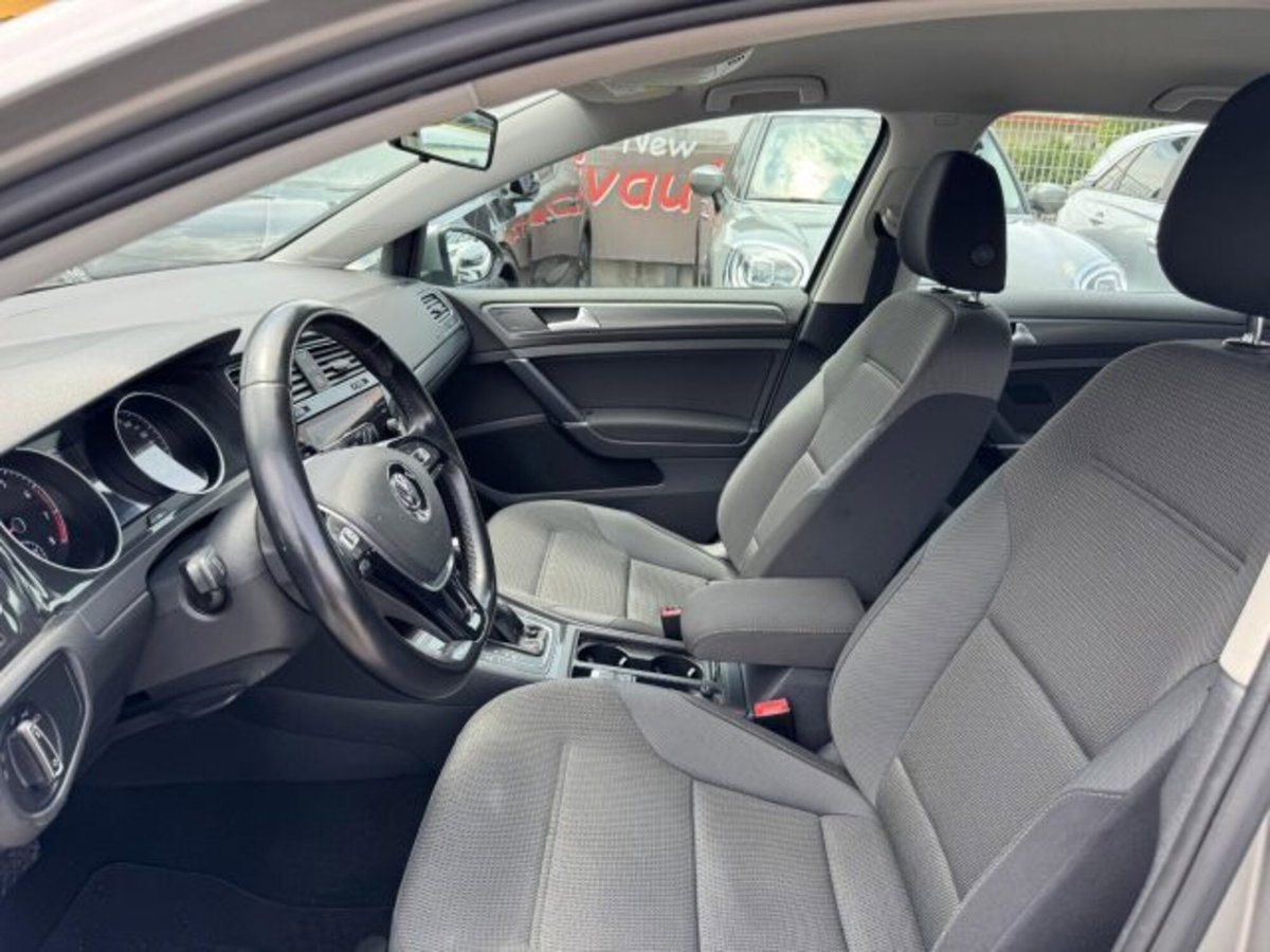 Volkswagen Golf 1.5 TGI DSG 5p. Executive BlueMotion Technology (7)
