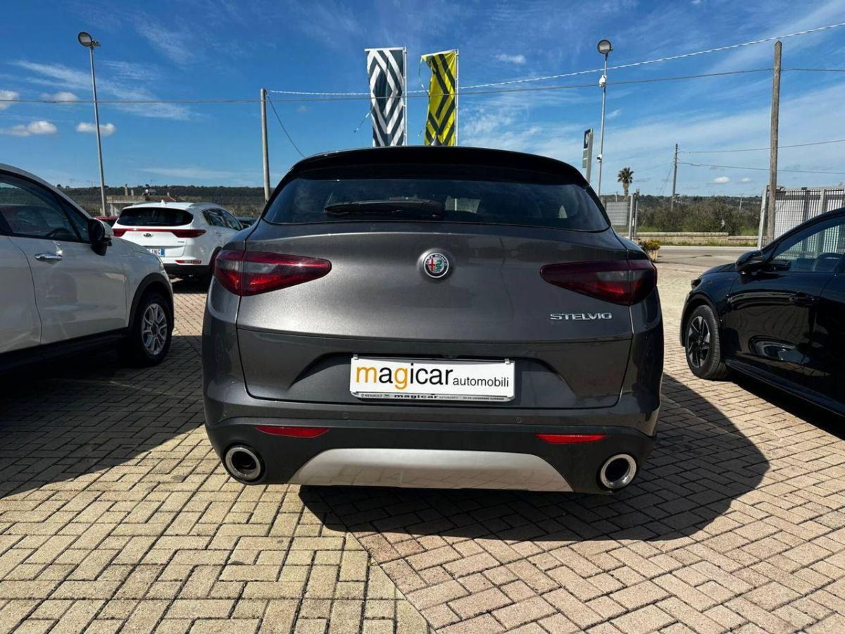 Alfa Romeo Stelvio Stelvio 2.2 Turbodiesel 190 CV AT8 RWD Sprint (5)