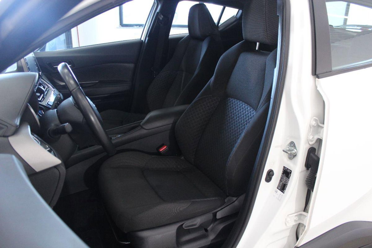 Toyota Toyota C-HR 1.8 Hybrid E-CVT Active (12)