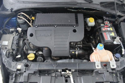 Fiat Grande Punto 1.3 MJT 75 CV 5 porte Dynamic (18)