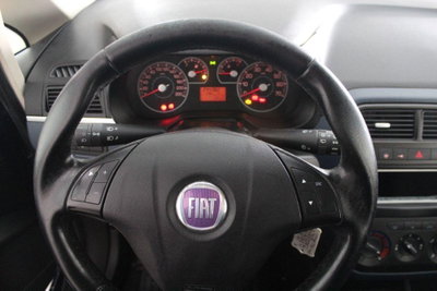 Fiat Grande Punto 1.3 MJT 75 CV 5 porte Dynamic (8)