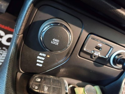 Jeep Renegade 2.0 Mjt 140CV 4WD Active Drive Limited (16)
