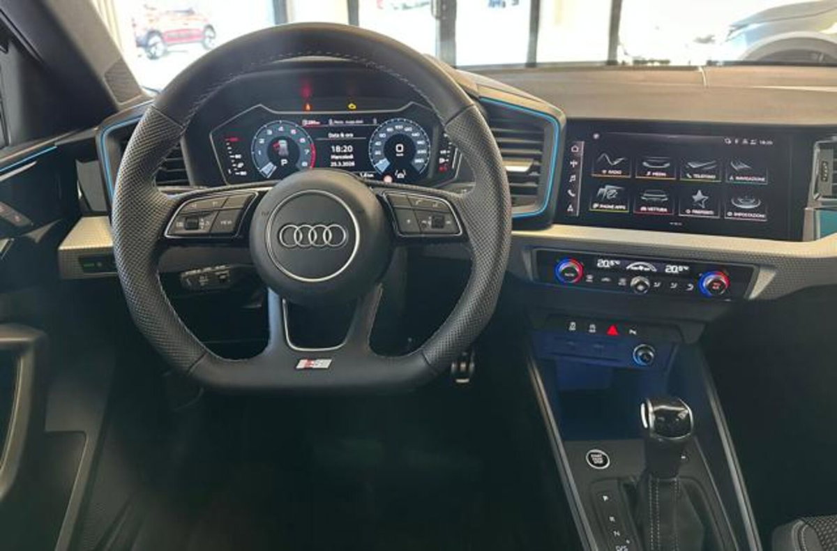 Audi A1 Sportback 30 TFSI S tronic S line edition (9)