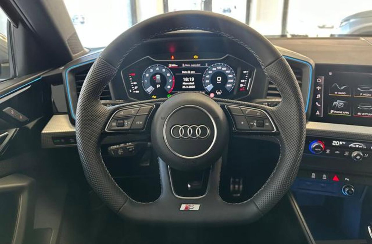 Audi A1 Sportback 30 TFSI S tronic S line edition (8)