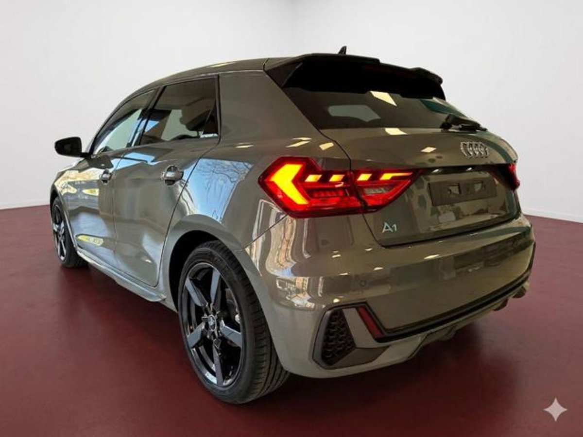 Audi A1 Sportback 30 TFSI S tronic S line edition (4)