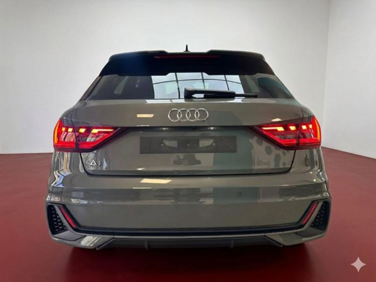 Audi A1 Sportback 30 TFSI S tronic S line edition (5)