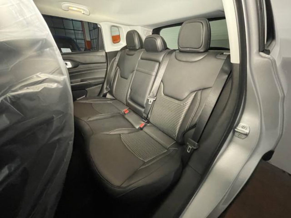 Jeep Compass 1.5 Turbo T4 130CV MHEV 2WD Limited (16)