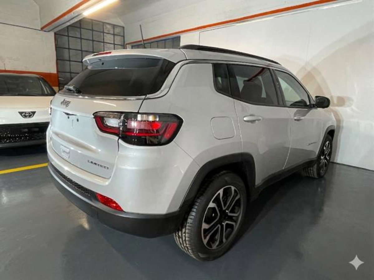 Jeep Compass 1.5 Turbo T4 130CV MHEV 2WD Limited (4)