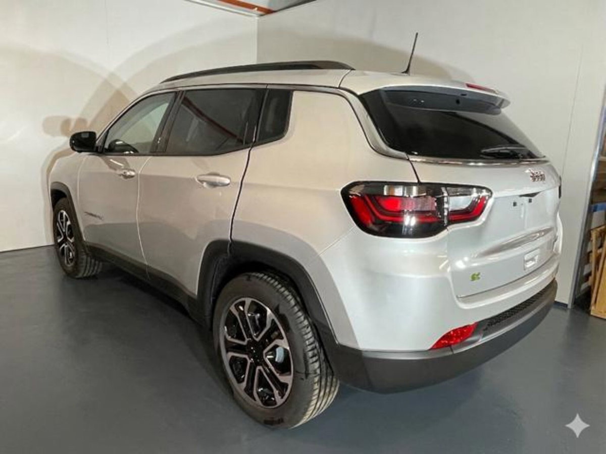 Jeep Compass 1.5 Turbo T4 130CV MHEV 2WD Limited (6)