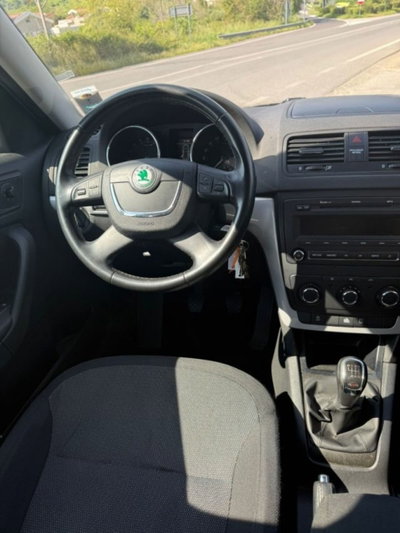 Skoda Yeti 2.0 TDI CR 140CV 4x4 Experience (18)