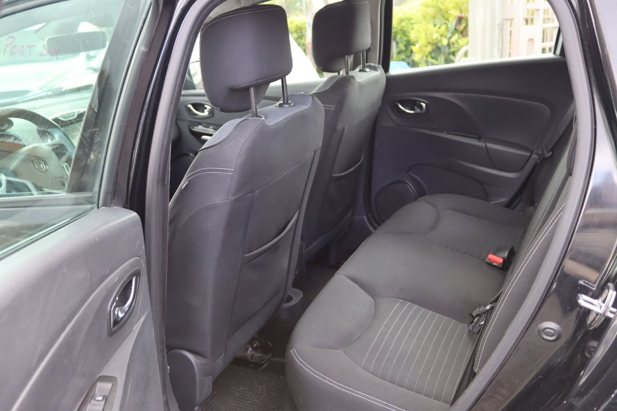 Renault Clio Sporter 1.5 dCi 8V 90CV Start&Stop Energy (11)