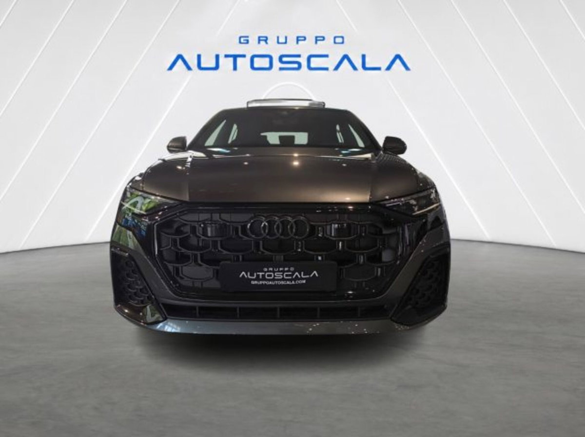 Audi Q8 3.0 tdi mhev S line edition quattro 286cv tiptronic (2)