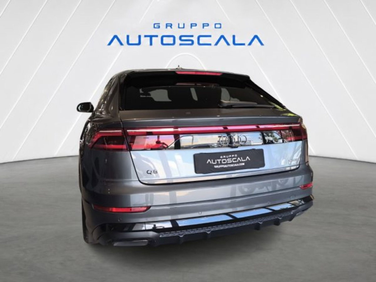 Audi Q8 3.0 tdi mhev S line edition quattro 286cv tiptronic (4)