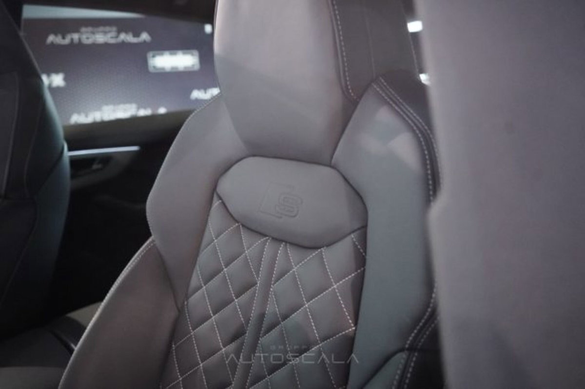 Audi Q8 3.0 tdi mhev S line edition quattro 286cv tiptronic (9)
