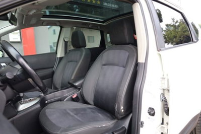 Nissan Qashqai 2.0 dCi DPF 4WD aut. n-tec (4)