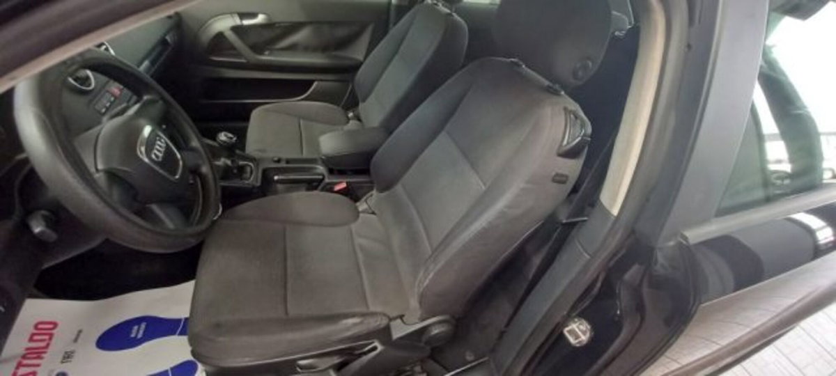 Audi A3 1.9 TDI F.AP. Ambiente (5)