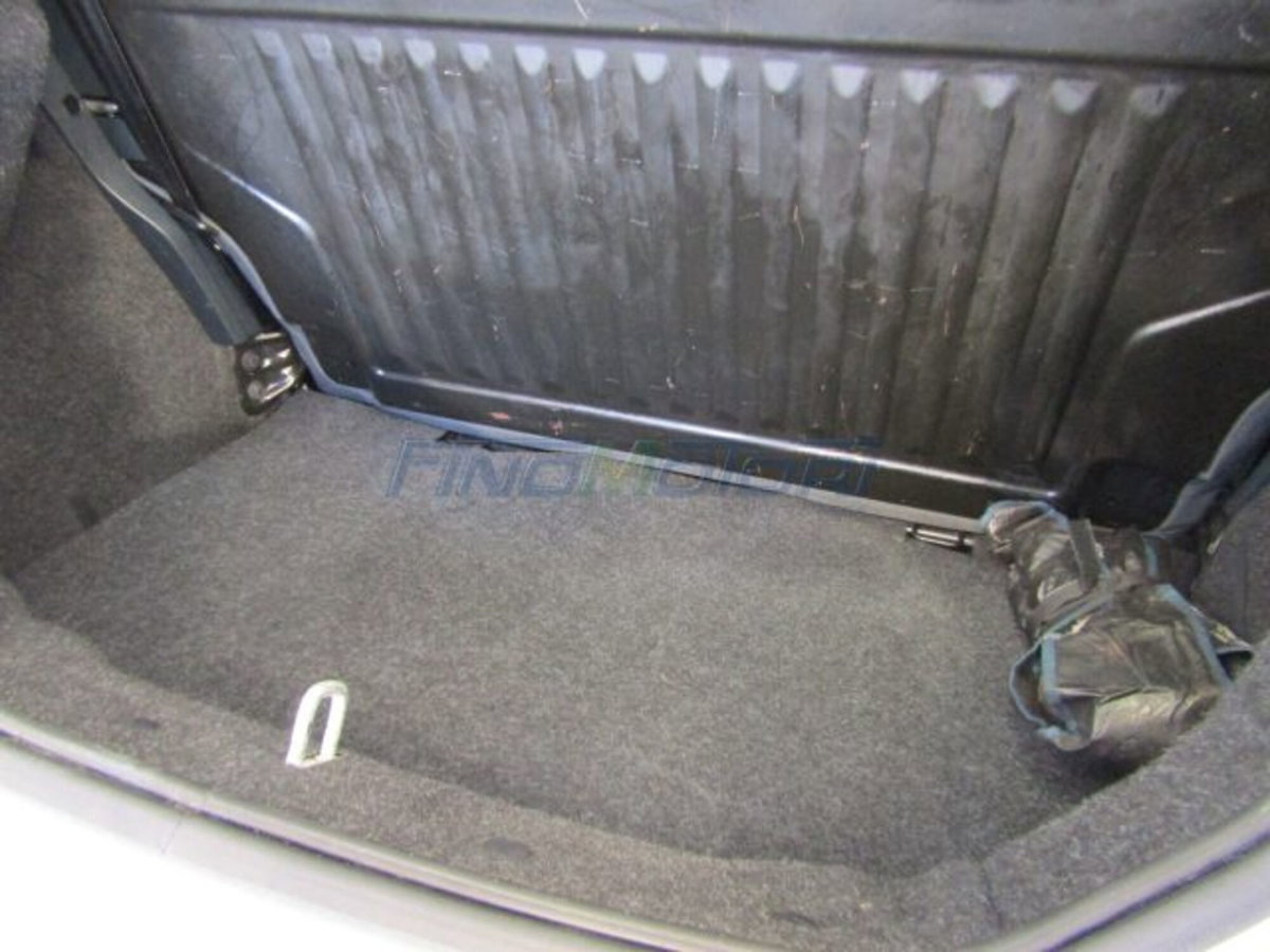 Ford Ka 1.2 8V 69CV (14)