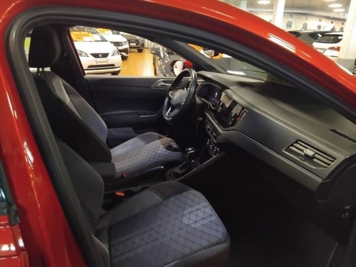 Volkswagen Taigo 1.0 tsi R-Line 115cv dsg (12)