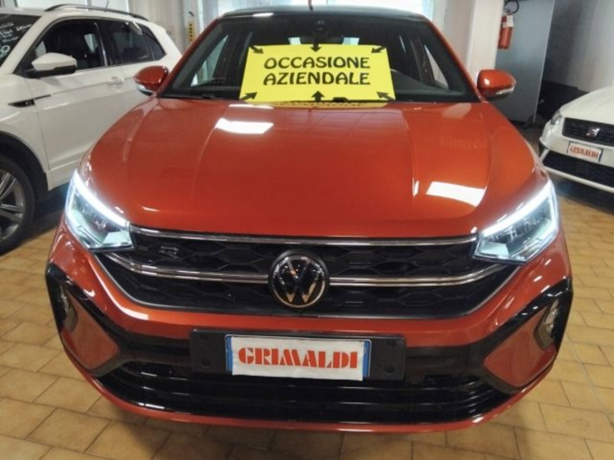 Volkswagen Taigo 1.0 tsi R-Line 115cv dsg (6)