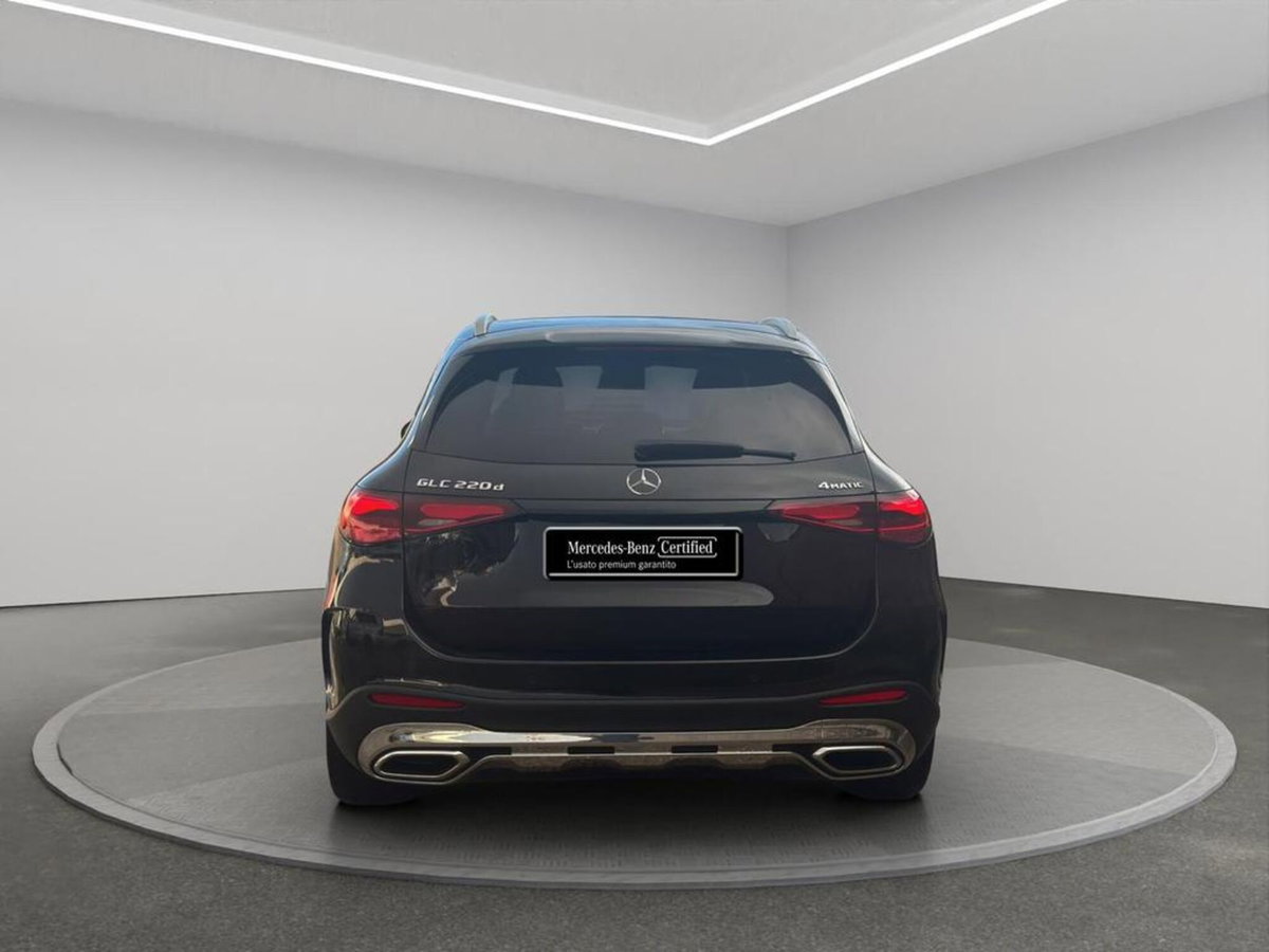 Mercedes-Benz GLC 220 d 4Matic Mild Hybrid AMG Premium Plus (4)