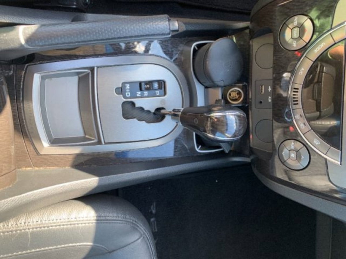 Ssangyong Rexton W Xdi 4WD A/T Top (16)