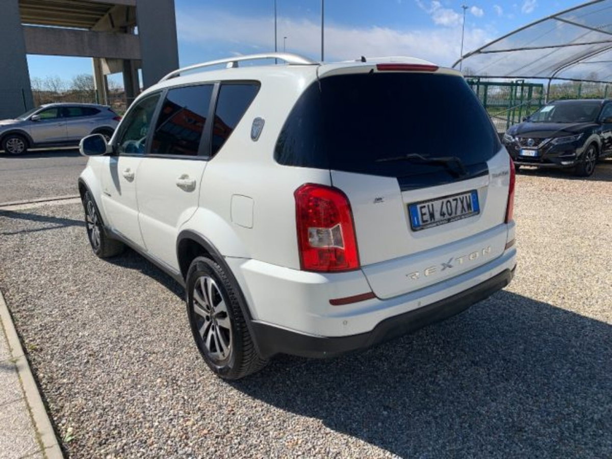 Ssangyong Rexton W Xdi 4WD A/T Top (7)