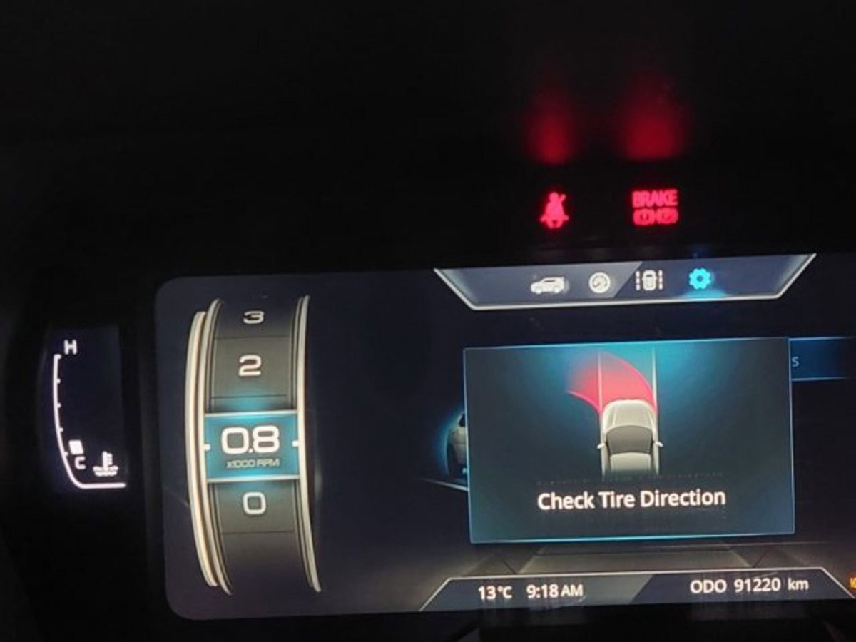 Ssangyong Tivoli 1.6 diesel 2WD Exclusive (13)