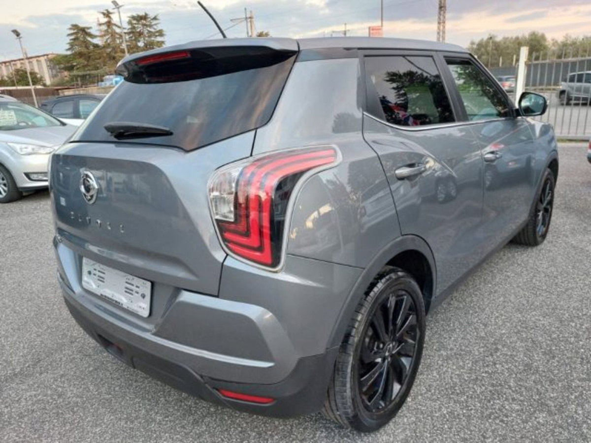 Ssangyong Tivoli 1.6 diesel 2WD Exclusive (4)