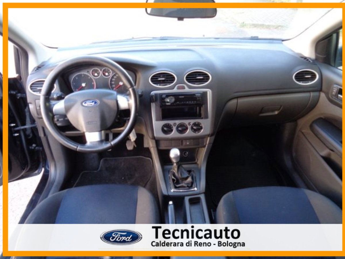 Ford Focus 1.6 TDCi (90CV) 5p. (10)