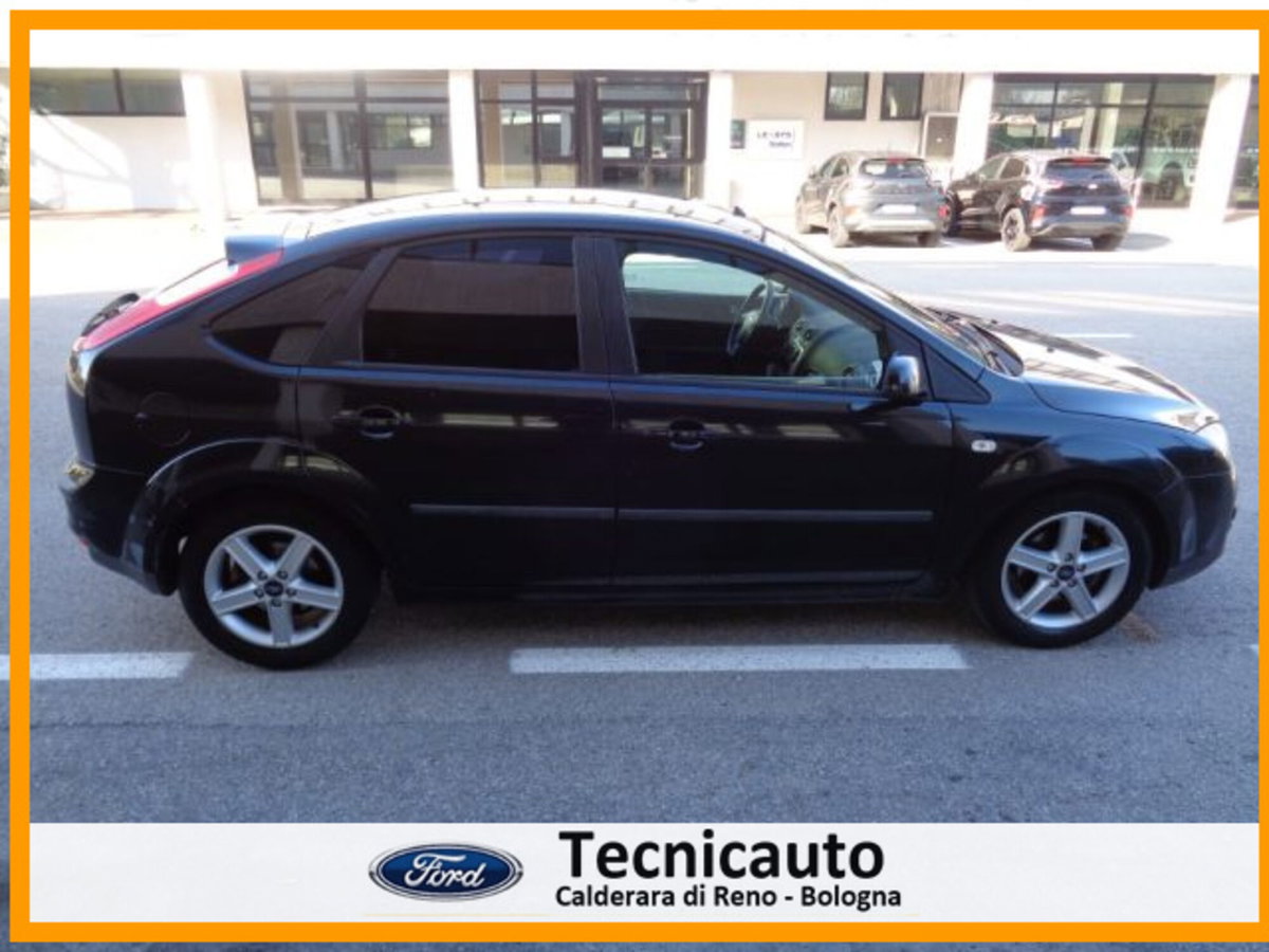 Ford Focus 1.6 TDCi (90CV) 5p. (8)