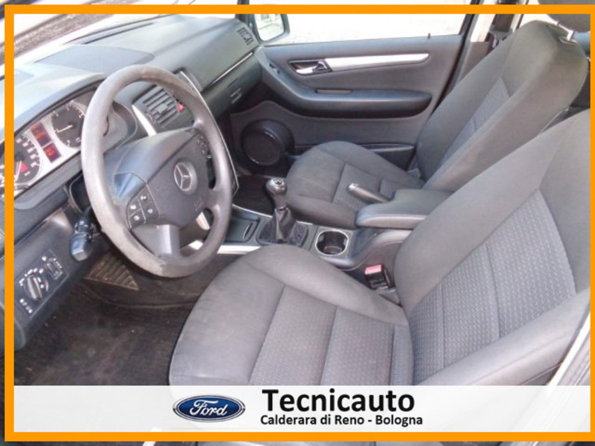 Mercedes-Benz Classe B 180 CDI Executive (11)