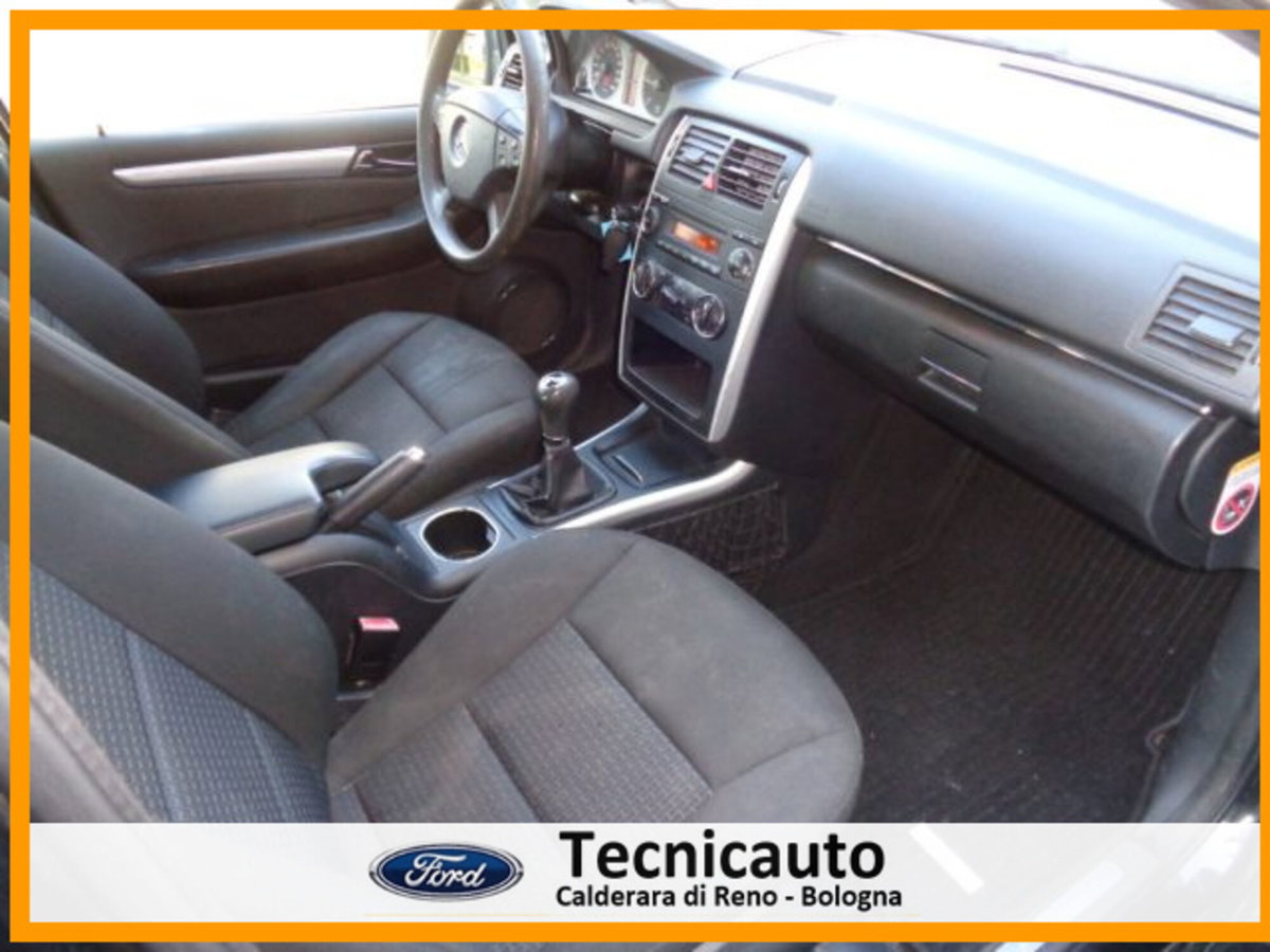 Mercedes-Benz Classe B 180 CDI Executive (9)