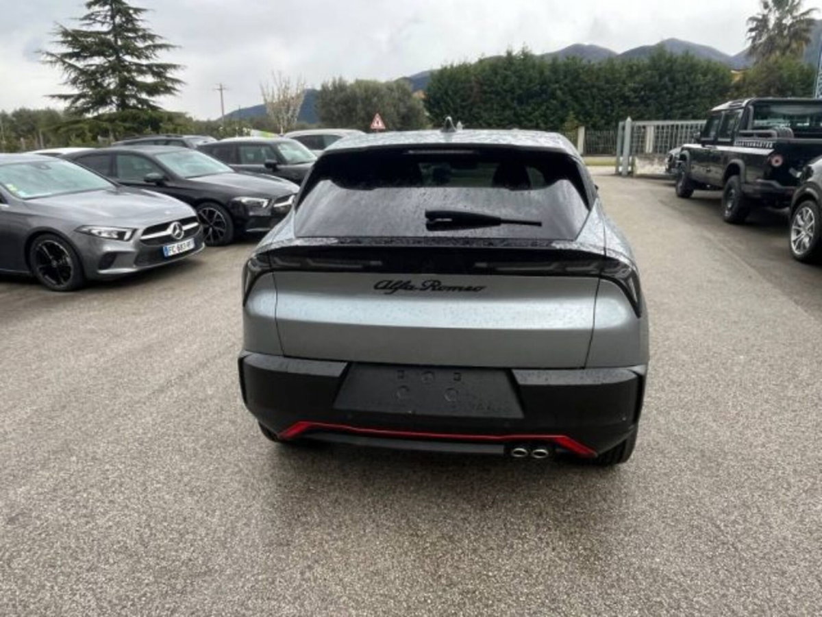 Alfa Romeo Junior 1.2 ibrida Speciale 145cv edct6 (6)