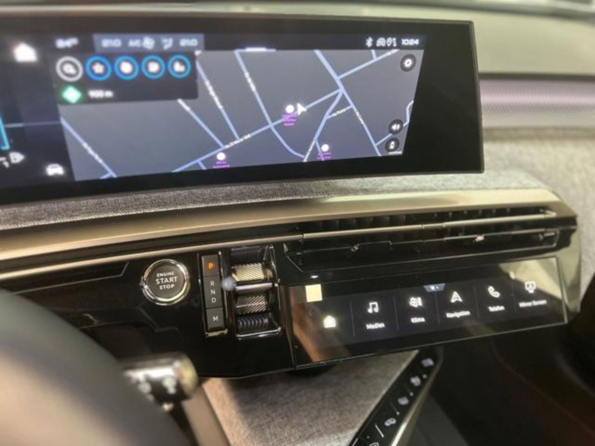 Peugeot 5008 1.2 hybrid GT 145cv 5p.ti e-dcs6 (12)