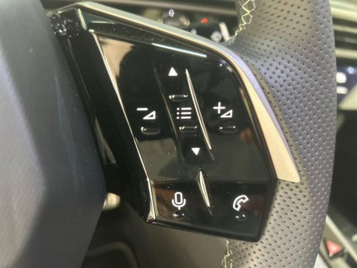 Peugeot 5008 1.2 hybrid GT 145cv 5p.ti e-dcs6 (9)