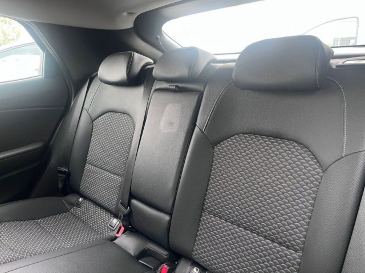 Kia XCeed 1.0 T-GDi GPL High Tech (6)