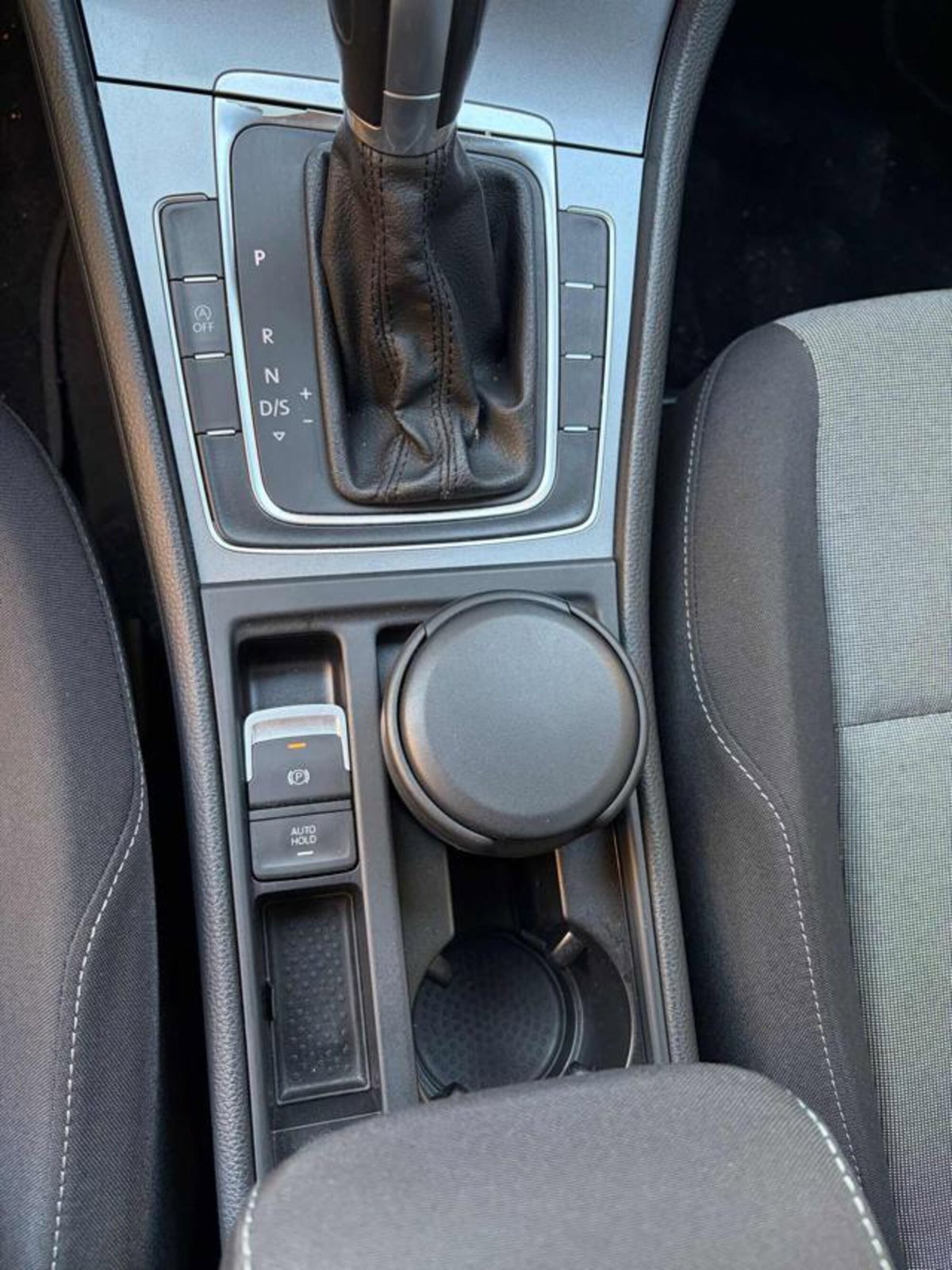 Volkswagen Golf 1.6 TDI 110 CV DSG 5p. Comfortline BlueMotion Tech. (8)