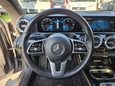Mercedes-Benz CLA 200 d Premium (14)