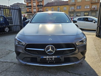 Mercedes-Benz CLA 200 d Premium (2)