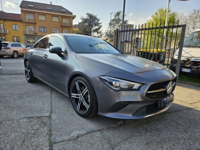 Mercedes-Benz CLA 200 d Premium (3)