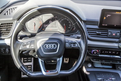 Audi Q5 40 TDI quattro S tronic Business (14)