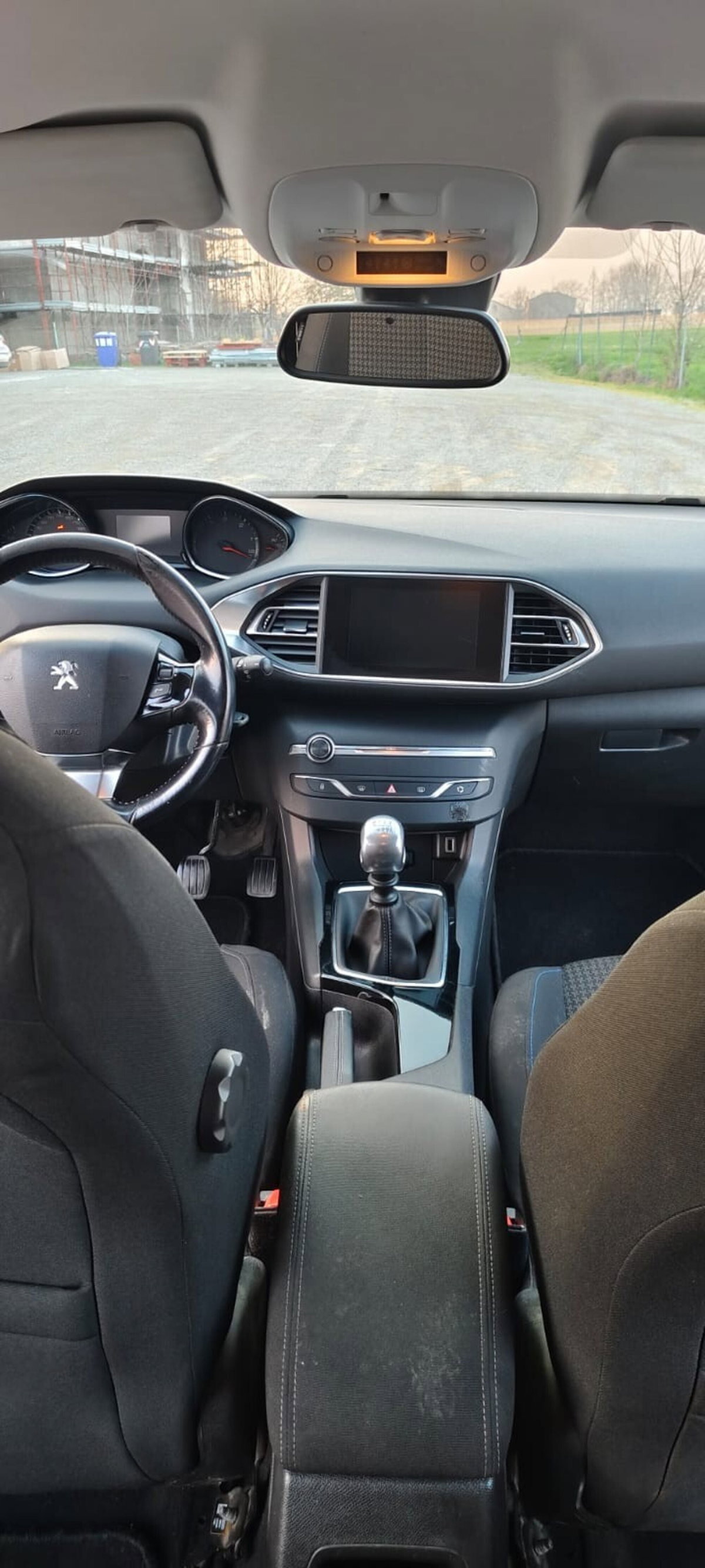 Peugeot 308 BlueHDi 130 S&S GT Line (18)