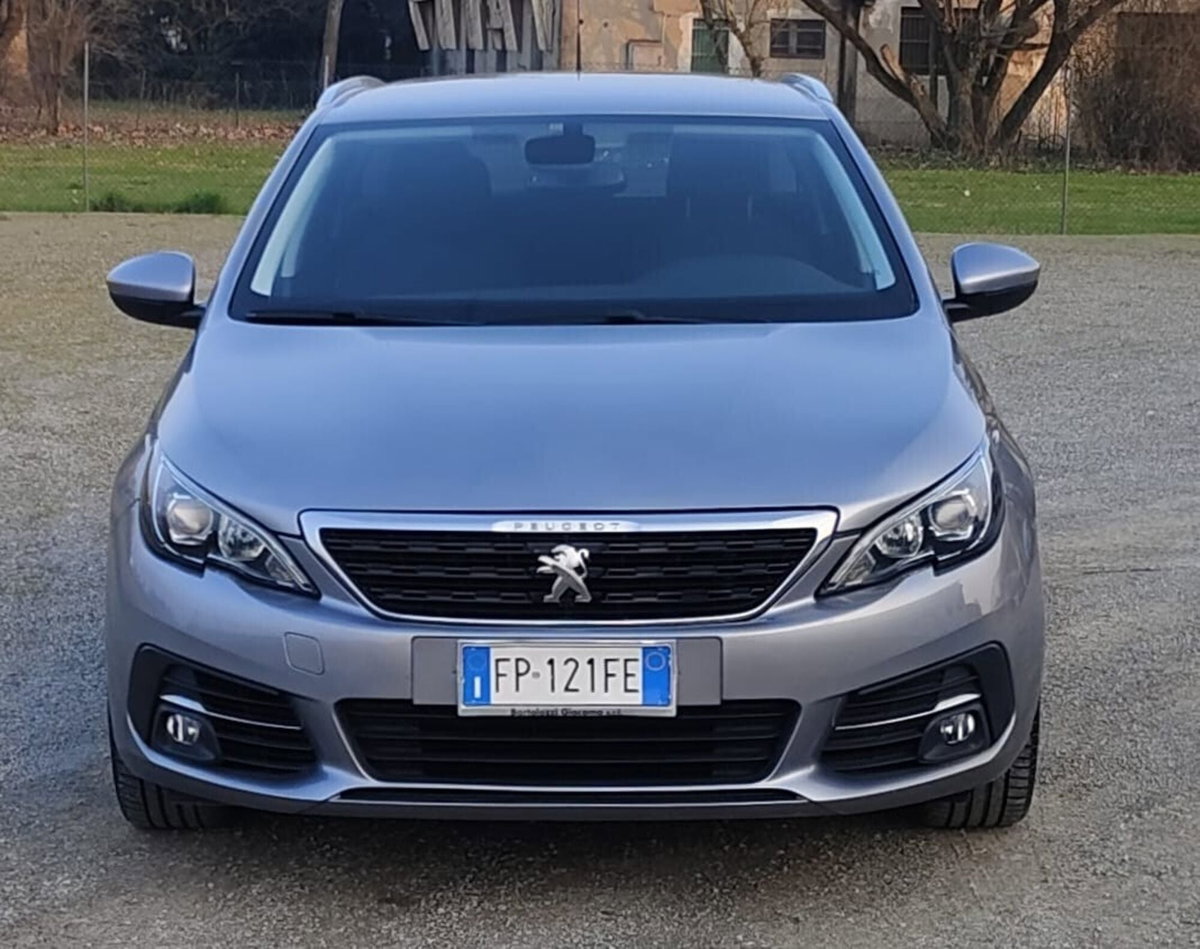 Peugeot 308 BlueHDi 130 S&S GT Line (3)