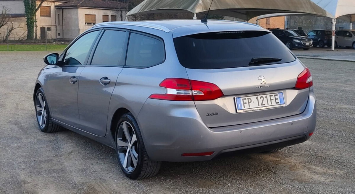 Peugeot 308 BlueHDi 130 S&S GT Line (4)