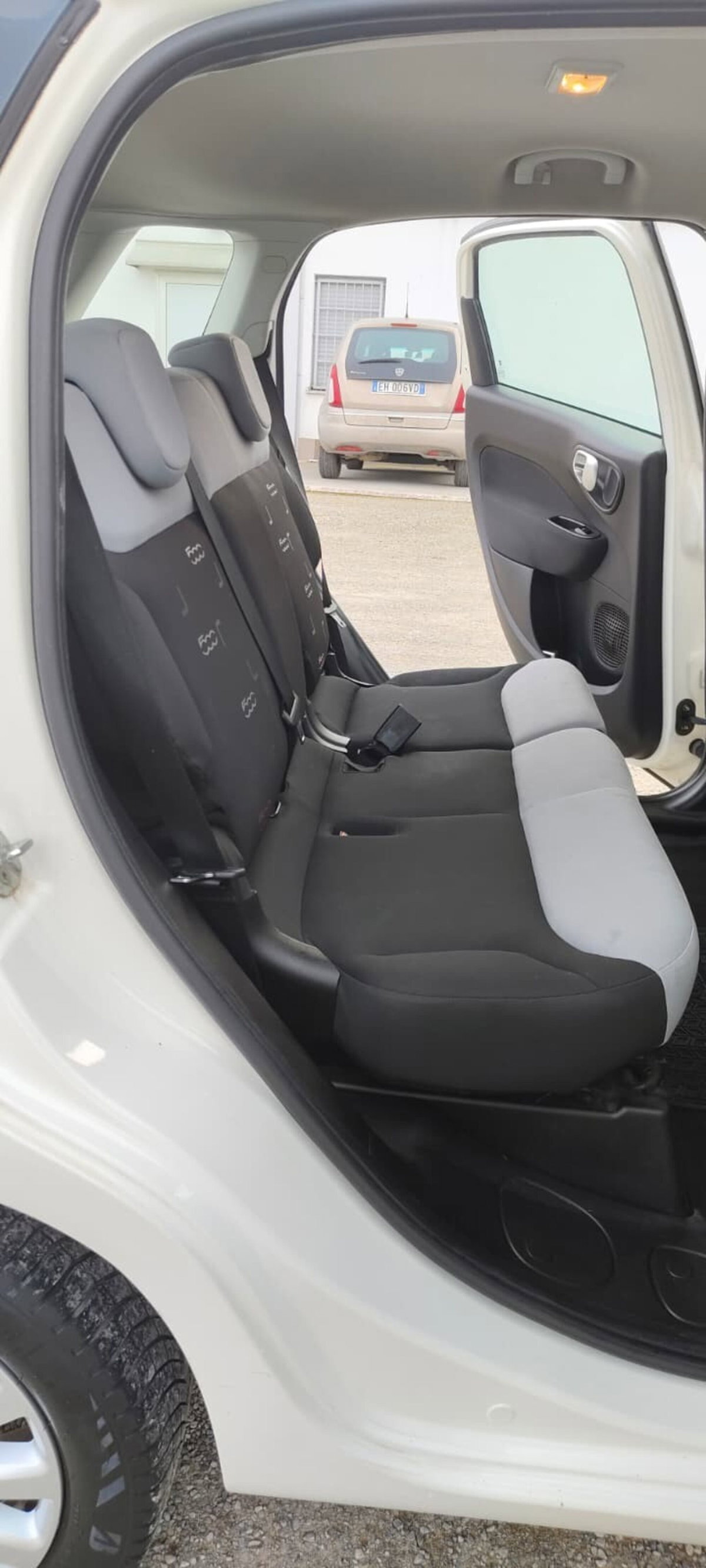 Fiat 500L Living 1.3 Multijet 85 CV Lounge (10)